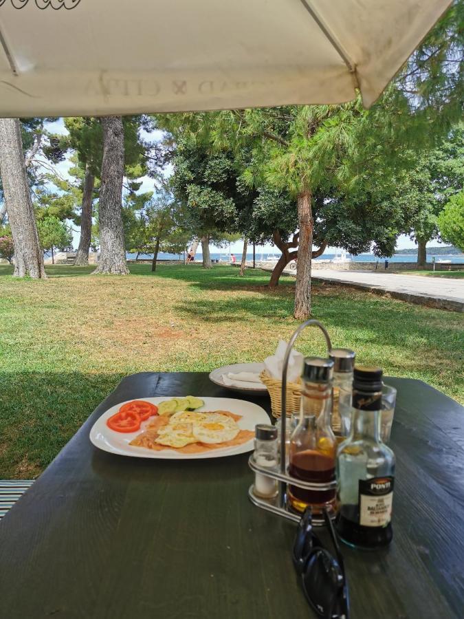 Aria Deluxe Superior 5 Star Apartment, Your Piece Of Heaven By The Sea & Park, With Sea & Park View Novigrad  Luaran gambar