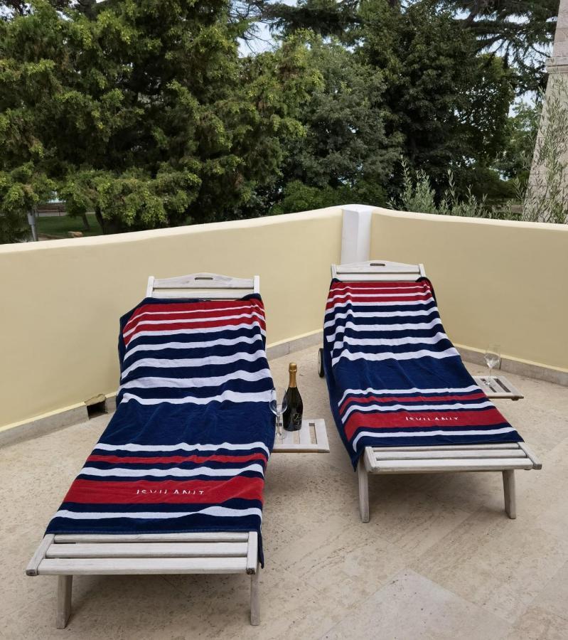 Aria Deluxe Superior 5 Star Apartment, Your Piece Of Heaven By The Sea & Park, With Sea & Park View Novigrad  Luaran gambar