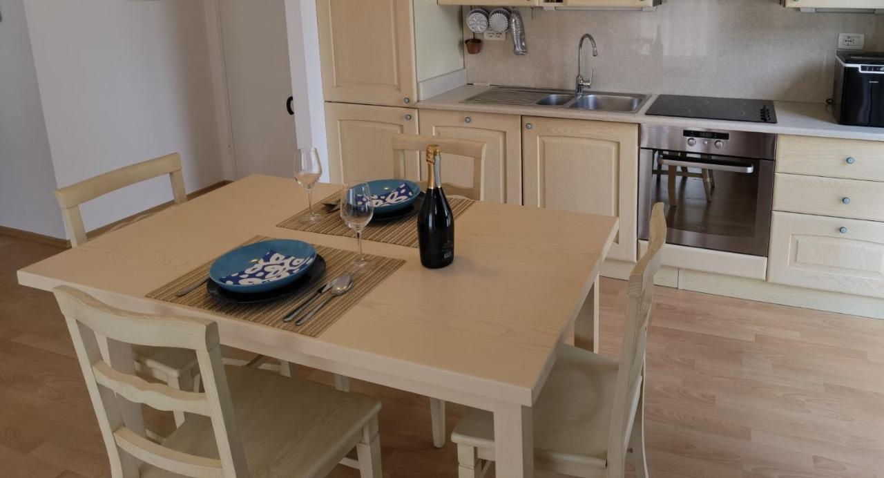 Aria Deluxe Superior 5 Star Apartment, Your Piece Of Heaven By The Sea & Park, With Sea & Park View Novigrad  Luaran gambar
